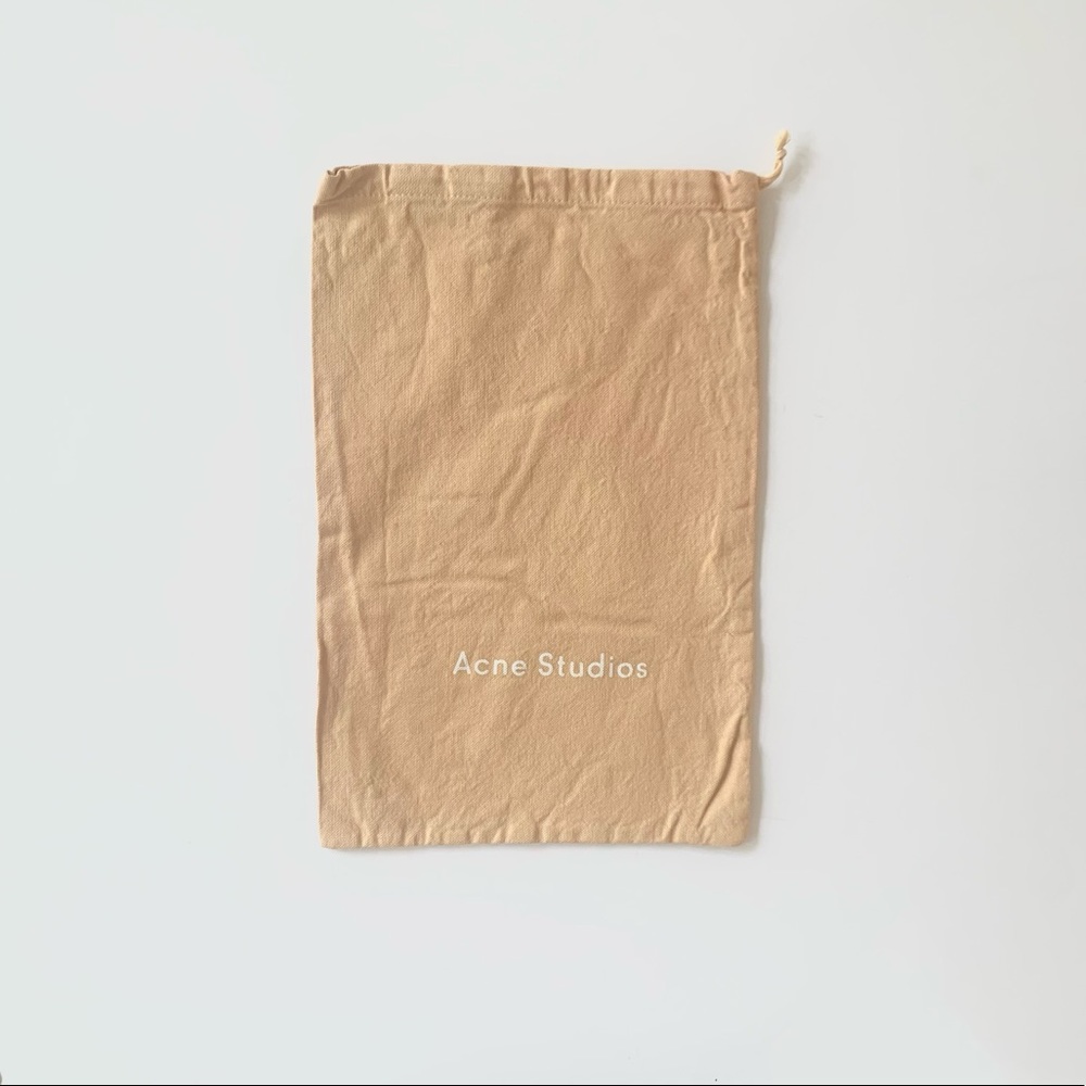 ACNE STUDIO | 1PC CANVAS DUST BAG SMALL WITH DRAWSTRING MODERN LOGO TAN STORAGE